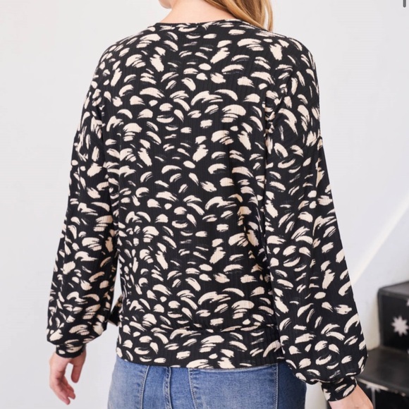 The AMELIA TOP - Picture 5 of 5